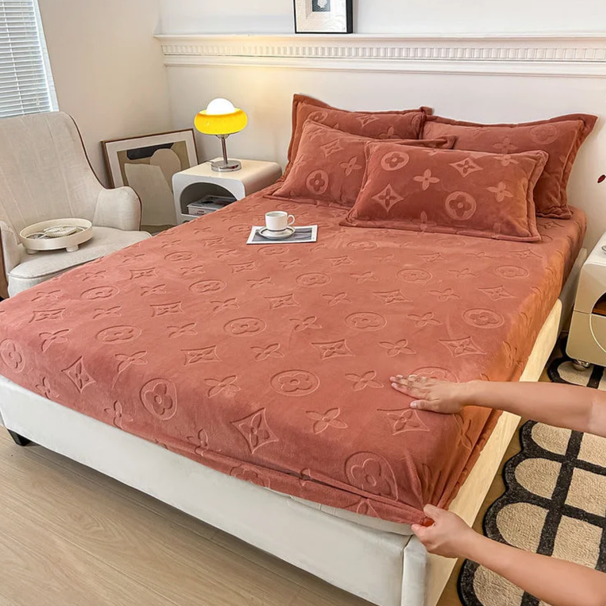 Fascean - Milk Velvet Fitted Sheet